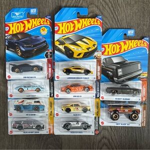 Hot-wheels Bundle NIB